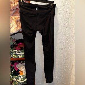 LULULEMON LEGGINGS